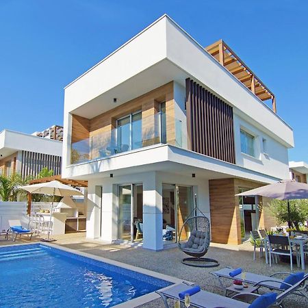 Villa Lily Protaras Bagian luar foto