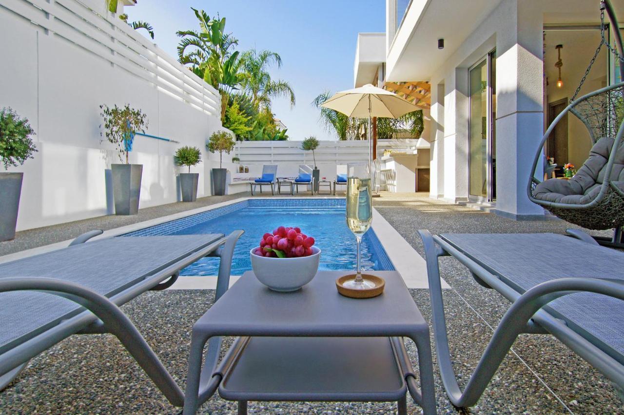 Villa Lily Protaras Bagian luar foto