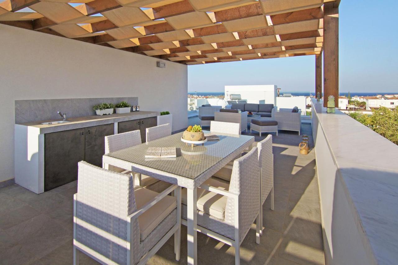 Villa Lily Protaras Bagian luar foto