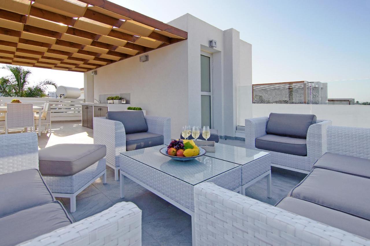 Villa Lily Protaras Bagian luar foto