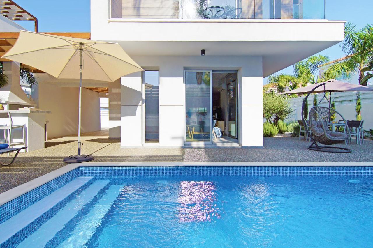 Villa Lily Protaras Bagian luar foto