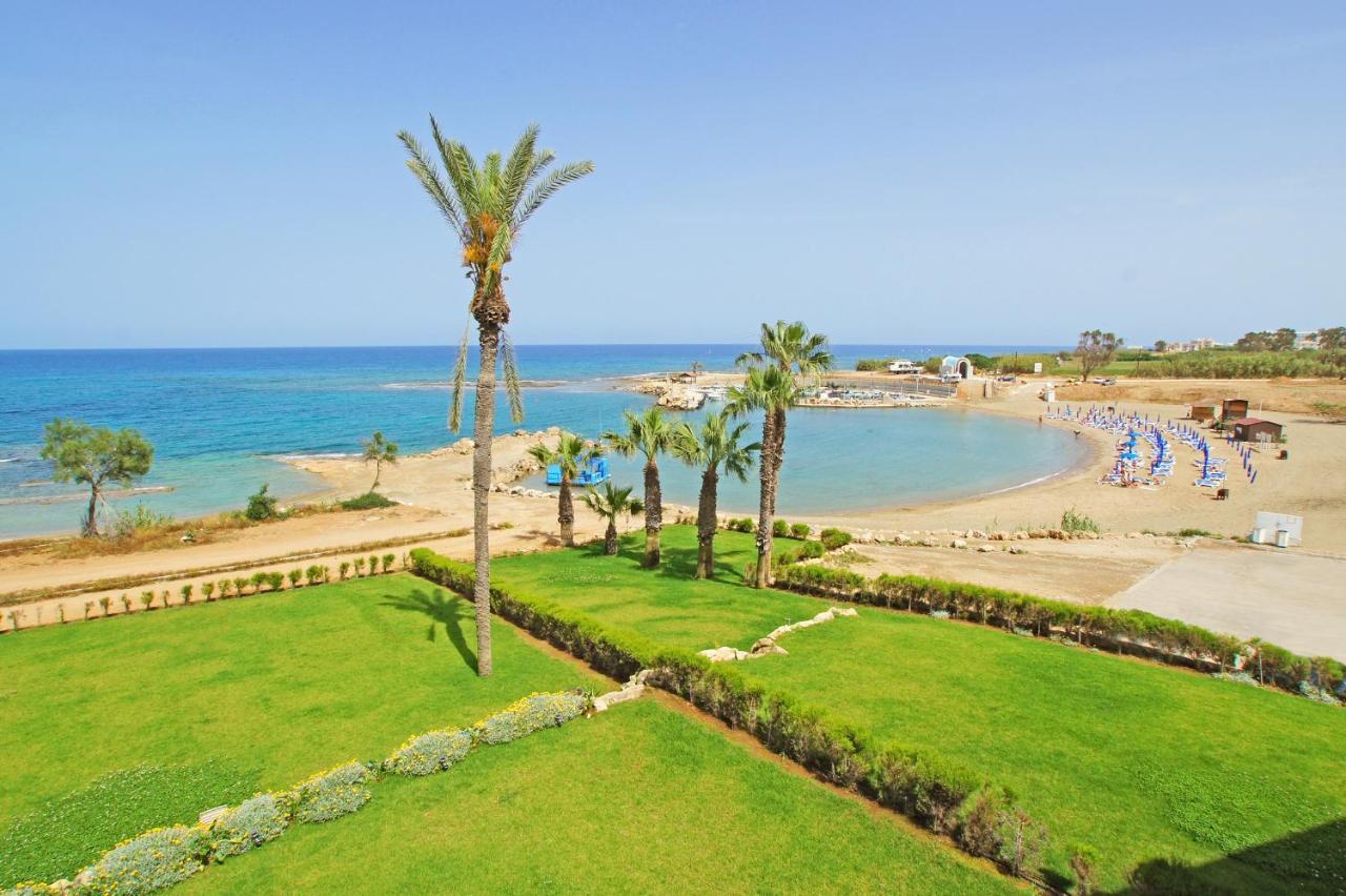 Villa Lily Protaras Bagian luar foto